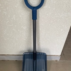 雪かきスコップの画像