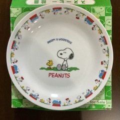 スヌーピー🖤絵皿🍽️SNOOPYかわいい💖平皿非売品❗️陶器皿ウッドストックWoodstock美品✨白•赤•緑•黄色•水色•黒の画像