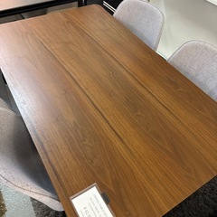 ダイニングテーブルセットの画像