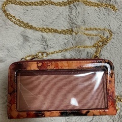 【FRUTTI DI BOSCO】スマホショルダーの画像