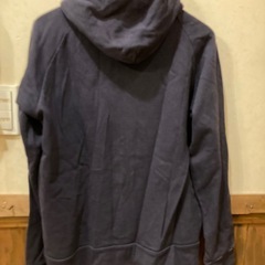 ネイビー フルジップパーカーアーバンリサーチドアーズ　Lの画像