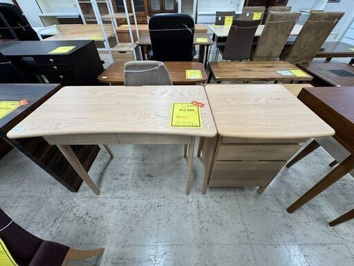 J3133　【リユースのサカイ柏店】　袖机付　　ヴィルヘルム　ウェーブデスク　PC　木製