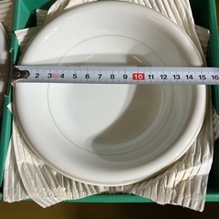 玉風陶器　皿とボウル各5枚のセットの画像