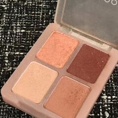 U/CHOO　グラム アイ シャドウ　ハニーピンク(HONEY PINK)の画像