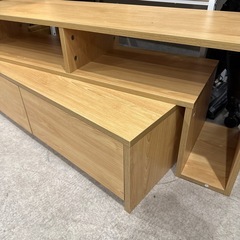 テレビボードの画像