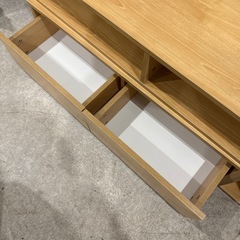 テレビボードの画像