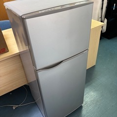 SHARP冷蔵庫11118Lの画像