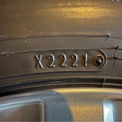 スタッドレスタイヤ215/60R17の画像