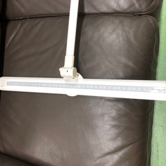 【ドリーム川西店御来店限定】☆ジモティー見たよ♪割引☆  LEDデスクライト    動作確認／クリーニング済み 【99560000034259】の画像