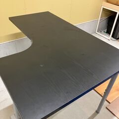 【引取限定/格安】ニトリ 140cm幅 昇降式ワークテーブル（テンパンプレフェ 140 L/R）黒 L字型デスク PC作業・ゲーミングに最適！【管理番号692】の画像