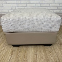 オットマン　スツールの画像