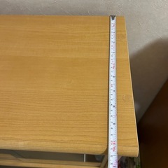 食器棚などに使える棚の画像