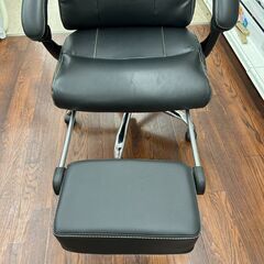 ★リユースのサカイ高崎店★TJ13215 ニトリ 椅子 黒 H94.5-119.5×D82-152×W74.5 クリーニング済みの画像