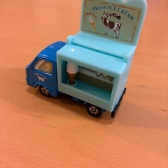 【トミカ】ソフトクリーム屋さんの画像