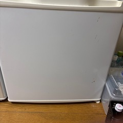 アビデラックス冷蔵庫とマクスゼン冷凍庫をセットで、１００００円でお譲りいたします。の画像