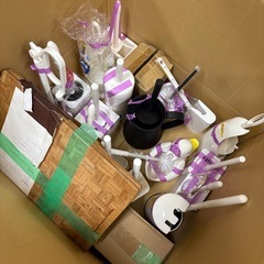 【大田区平和島引取限定】トイレブラシ　スマホリング　ちょっとした家電　日用品まとめての画像