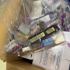 【大田区平和島引取限定】トイレブラシ　スマホリング　ちょっとした家電　日用品まとめての画像