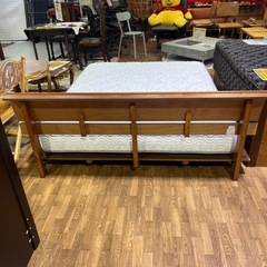 クイーンサイズ　ローベッドの画像