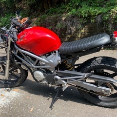 カスタム多数　　自賠責あり　ホンダ　HONDA　VTR250　バイクの画像