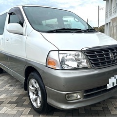 グランドハイエース後期型の画像