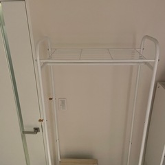 ハンガーラックの画像