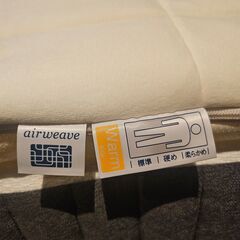 ベッドとマットレスの画像