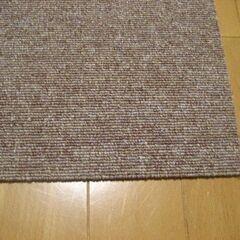 日本製タイルカーペット厚み6.5㎜・１枚１４０円・在庫１０枚＜５１９４＞訳あり品の画像
