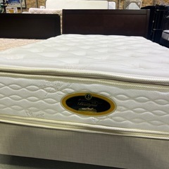 セミダブルベッド　シモンズの画像