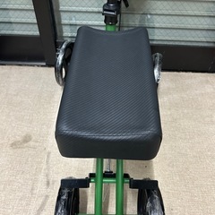 エコノミーニースクーター　骨折用スクーター　折りたたみの画像