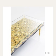 KARE ゴールドフラワーテーブルの画像