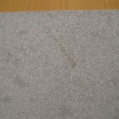日本製タイルカーペット厚み９㎜・1枚１４０円・在庫３２枚（５２０９）未使用品・訳あり品の画像