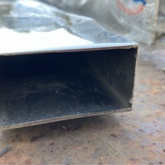 5m ステンレスパイプ 4本 SUS304 アラヤ特殊金属 SBカクカン デコトラ トラック #400 1.5x60x30x5000(mm) の画像