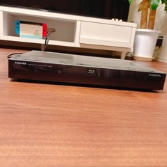 東芝 HDD& ブルーレイDVDレコーダー VARDIA D-B305Kの画像
