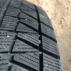 185/60R15 15インチ スタッドレス 4本セット の画像
