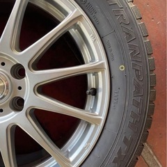 225/60/R17 スタッドレスタイヤ4本セットの画像