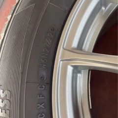 225/60/R17 スタッドレスタイヤ4本セットの画像