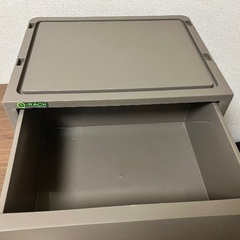 小さめの収納ケースの画像