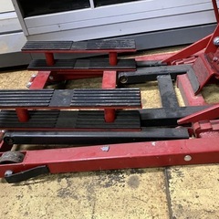 ［引取限定★兵庫県］バイクリフト MAX500kg 低床M/C ジャッキ バイク 整備 修理 オートバイ アストロプロダクツ の画像