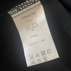 黒　シャツの画像