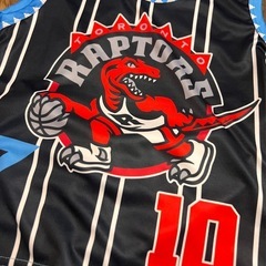 Raptors キッズ　バスケットボールユニフォーム　セットアップ　1〜３歳の画像