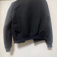 ブルゾン風の上着の画像