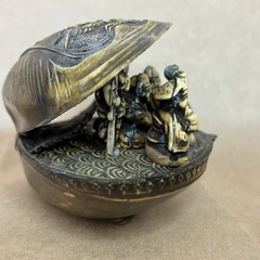 七福神 龍 置物 古美術 彫刻 貝細工 蛤 時代物 アンティーク レトロ 骨董 縁起物 貝型 宝船乗七福神 貝蓋 開運招福 オブジェ ハマグリの画像