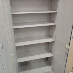 スチール書庫 幅88cm×高さ179cm×奥行38cm カギ付き 書庫 ジョインテック/JOINTEX 書棚 苫小牧西店の画像