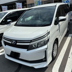 ヴォクシーハイブリッドの画像