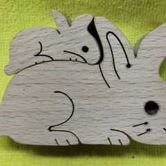 パズル風木製置物 ⑤ 兎の画像