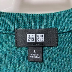 ユニクロ  エクストラファインメリノクルーネックセーター(長袖)  グリーン  Ｌの画像