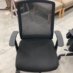 【OF-70】美品 ハイバック　OAメッシュチェア 事務椅子 人間工学 オフィスチェア ワーク PC デスクチェア アーム付き 　検)事務机 オフィス チェア　会議 椅子　ロッカー　ミーティングテーブル　応接ソファ 店舗 事務所 什器　書庫 本棚 ラック デスク スチール 美品多数 格安 【中古オフィス家具】の画像