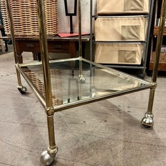 ガラストレイワゴン サイドテーブル ワゴンテーブル ガラステーブル バーカート ティーワゴン ゴールドフレーム ミラー天板 キャスター付き アンティーク 調 ヴィンテージ おしゃれ カフェ風 インテリア家具 配膳　ワゴンの画像