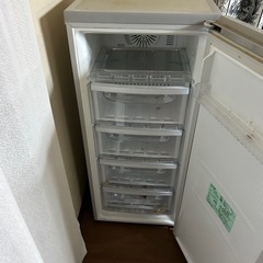 中古冷凍庫、一旦中止しますの画像