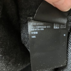 ユニクロ  エクストラファインメリノタートルネックセーター（長袖）グレー  XLの画像